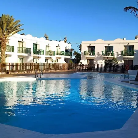 Surya Vistas Al Parque Natural Piscinas Y Tennis Lägenhet Corralejo