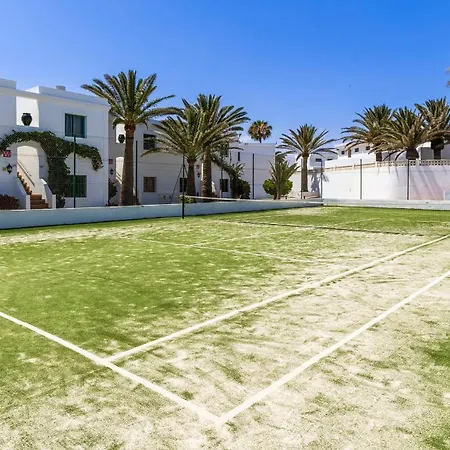 Apartment New Surya Vistas Parque Natural Piscinas, Tennis *